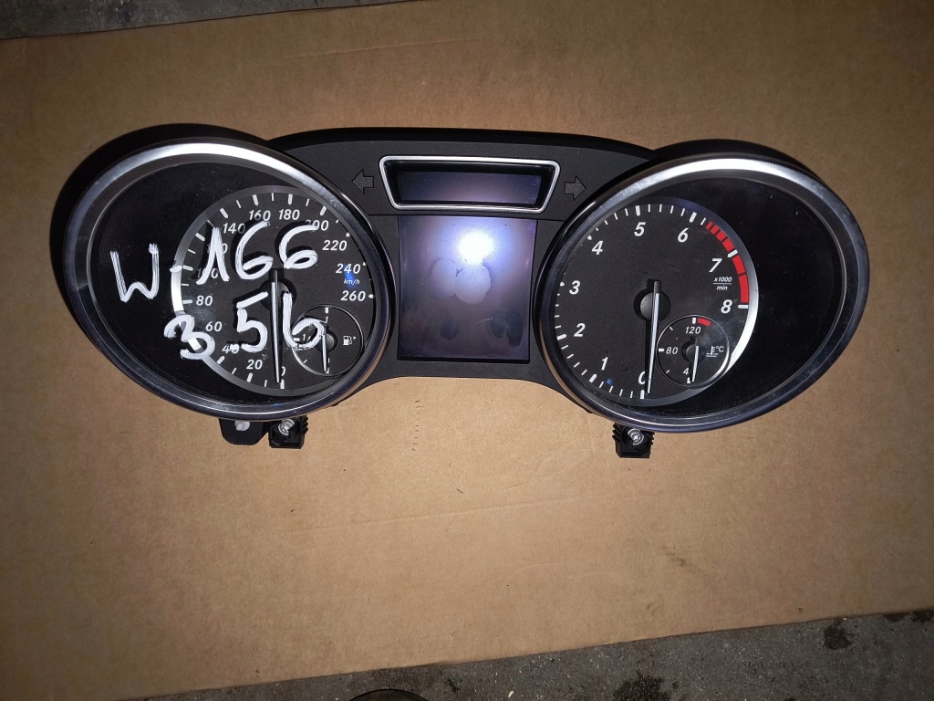 фото №1, Лічильник прилади mercedes ml w166 3.5b 1669005904