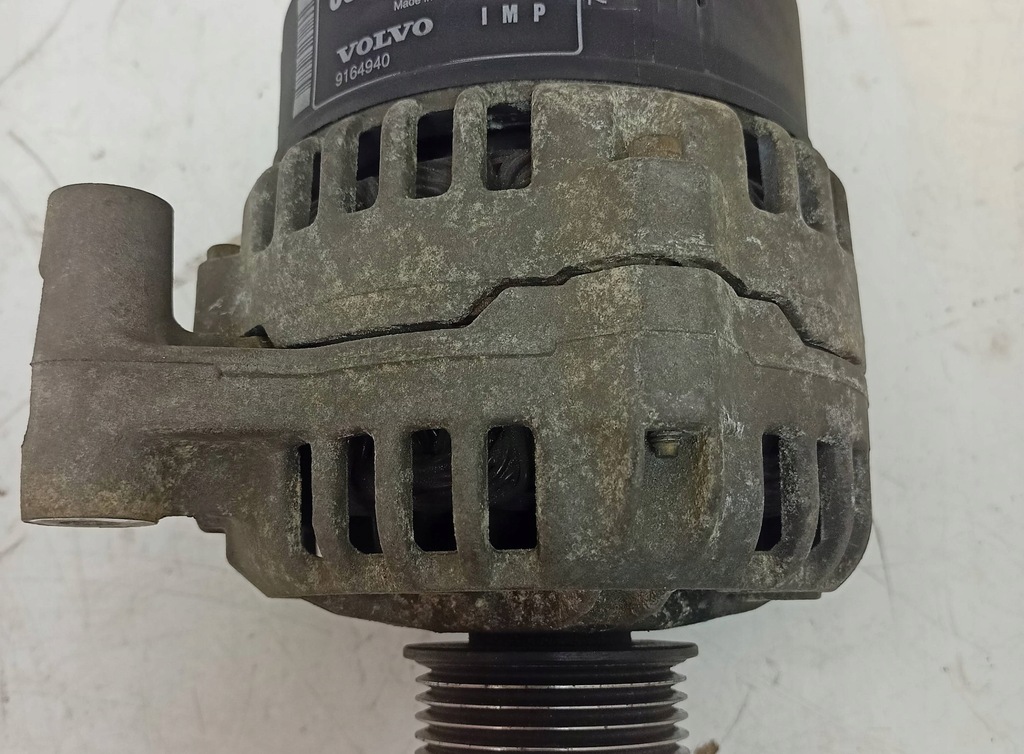 фото №1, Генератор volvo v40 1,8