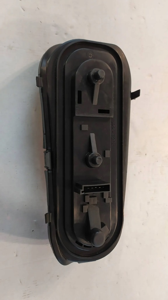 фото №8, Лампа задня smart fortwo i