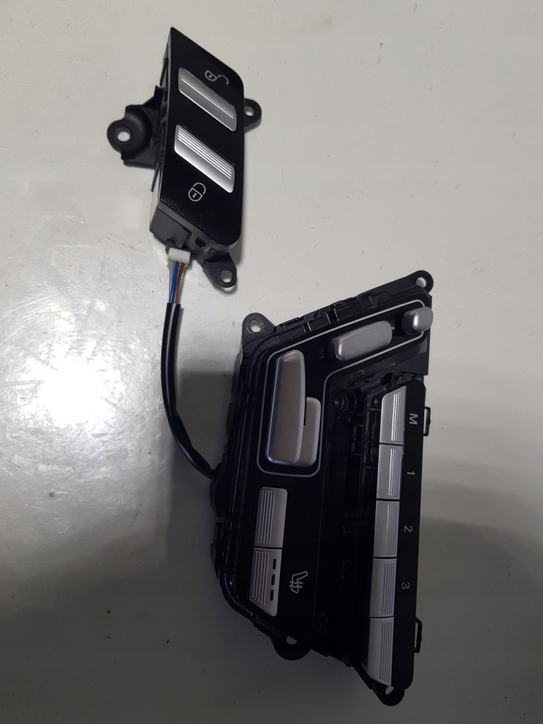 фото №1, Панель сиденье левый mercedes w221 2218702079