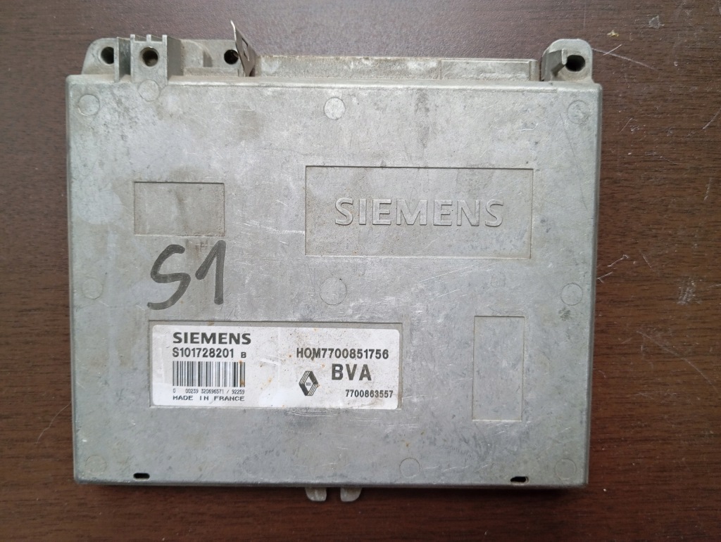 фото №1, Renault clio kangoo master блок керування бортовий комп'ютер двигун s101728201b