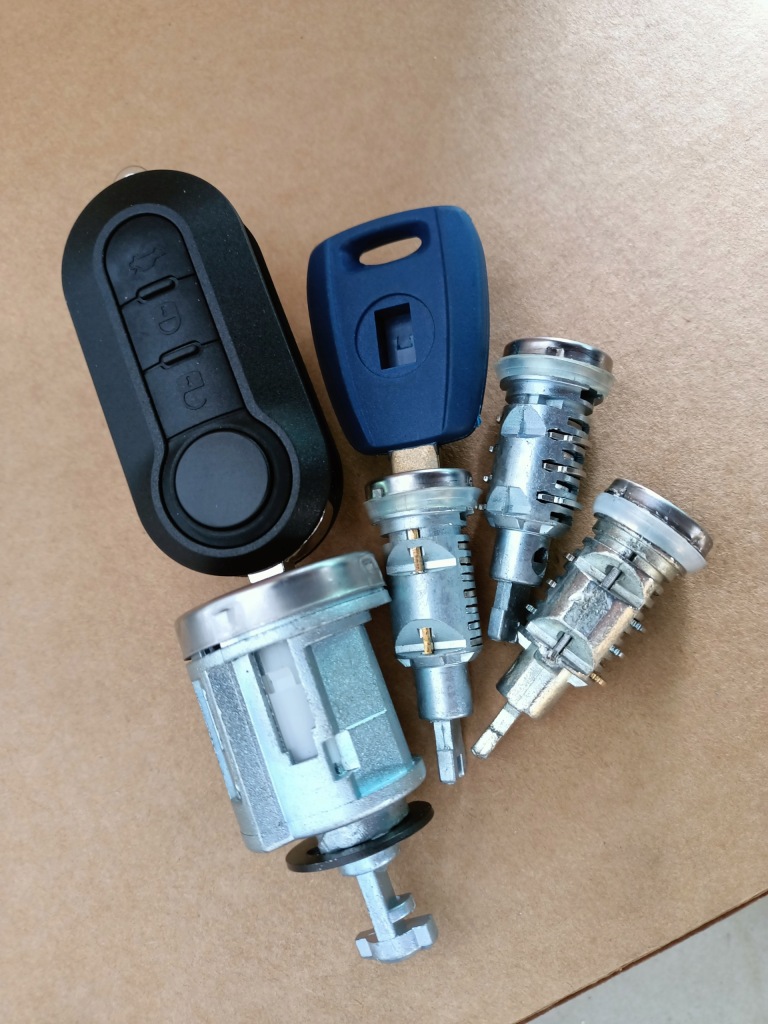 4 вкладыши замки дверь замок зажигания fiat ducato 2006- Доставка