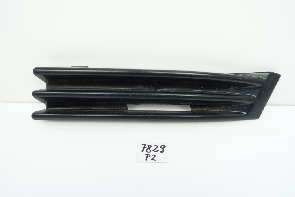 фото №1, Решётка бампера левый перед mercedes c w202 2028800105