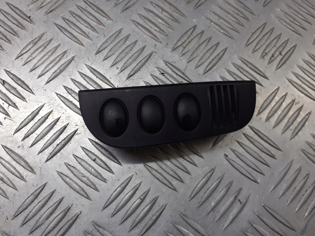 фото №1, Панель перемикачів citroen c2 96405773xt