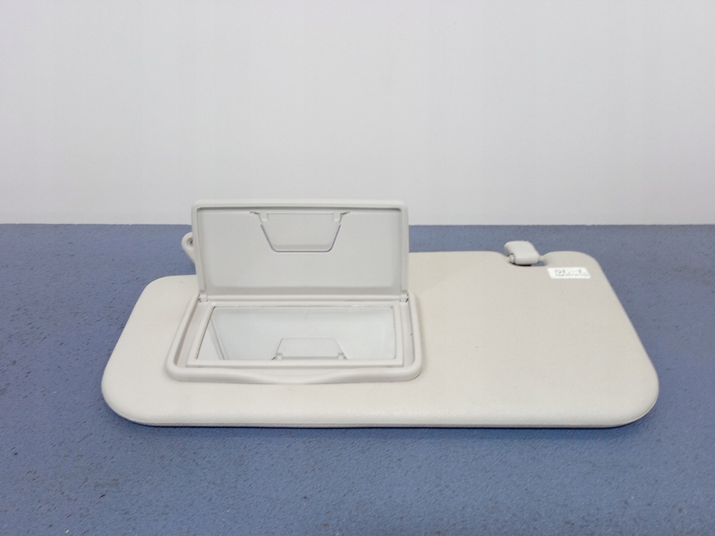 фото №2, Space star ii защита солнцезащитная левая