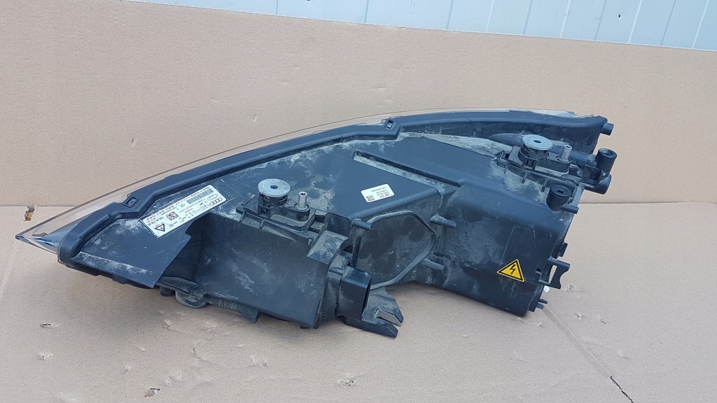 фото №11, Лампа перед правая audi a1 ксенон led 8x0941044