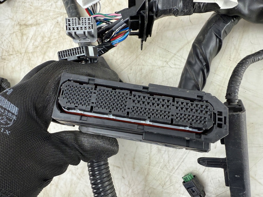 фото №9, Toyota c-hr i 2021 жгут трубопровод двигателя