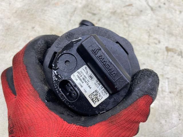 фото №5, Jaguar i-pace дополнительная насос wody j9d318d473aa