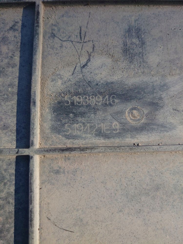 Плита подвеска fiat 500l накладка правая левая с Разборки