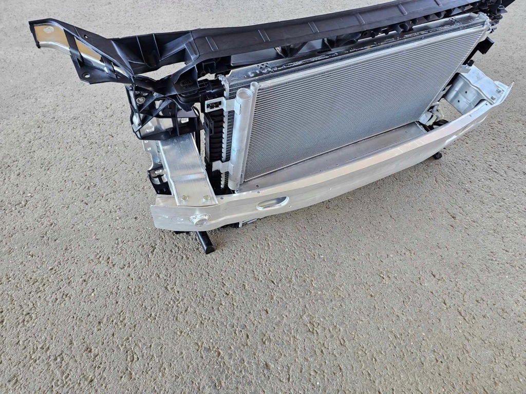 Комплект радіатор вентилятор ремінь передній балка audi a5 f5 2.0 tfsi 1.4 tfsi Доставка