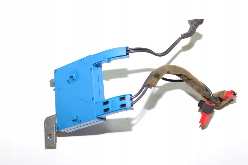 фото №4, Volvo s60 2003r модуль усилитель антенны 8651133 антенна