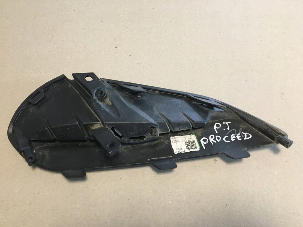 фото №7, Kia proceed gt line решітка бампера правий задня nowa