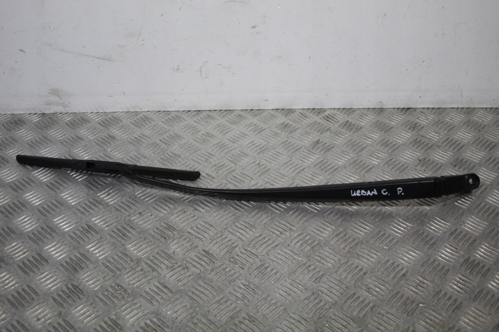 фото №1, Рычаг дворники правое toyota urban cruiser