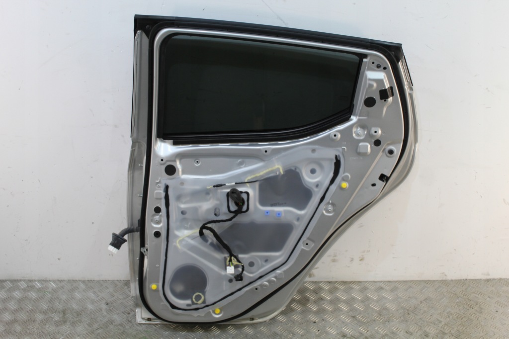 фото №5, Дверь правый задняя задние micra v 5 k14