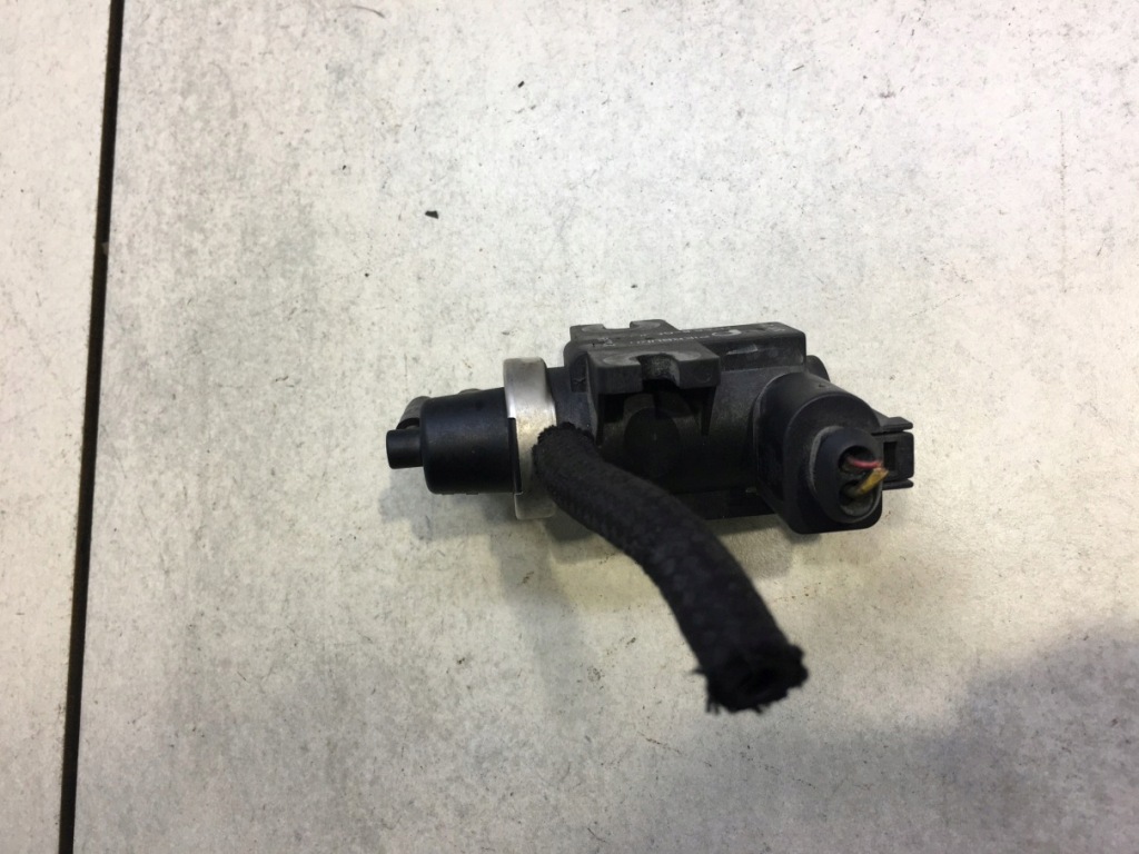 фото №6, Клапан вакуумa golf iv 1.9 tdi 1j0906627