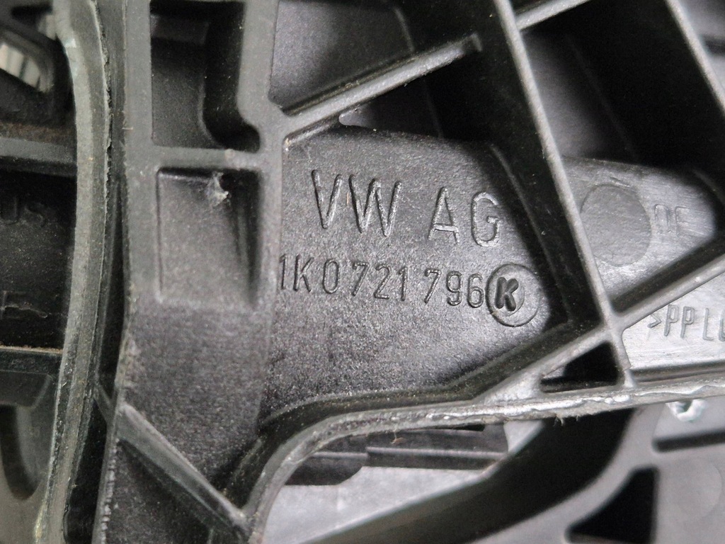фото №9, Vw eos golf vi педаль зчеплення насос накладка 1q1721059t 1k0721796k