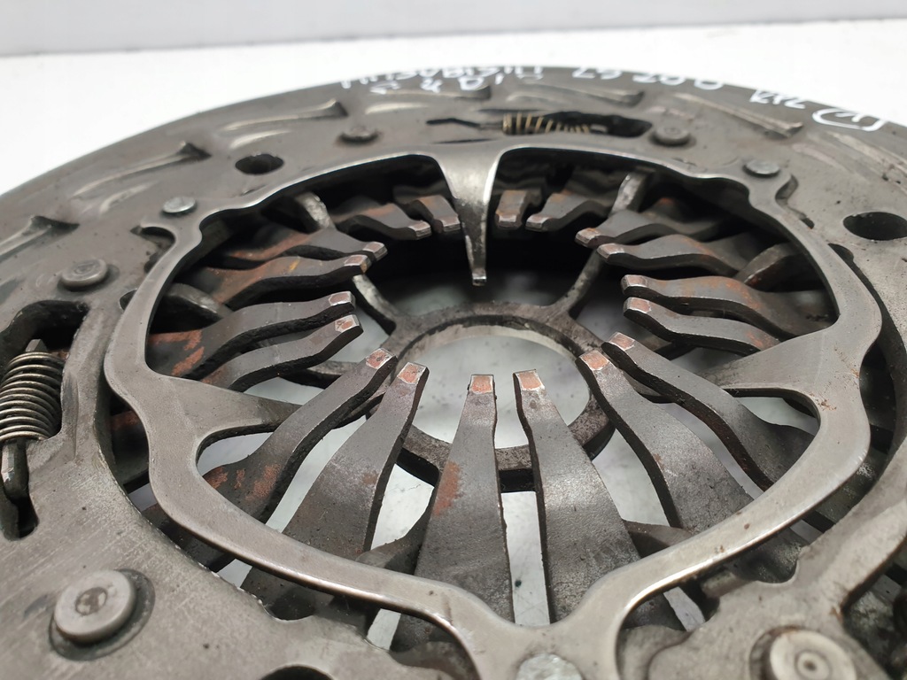 фото №11, Mitsubishi l200 2.4 did колесо двухмассовый сцепление