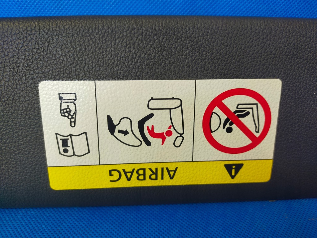 фото №14, Vw t-roc cabrio защита солнцезащитная правая 8v7857552as 2021r