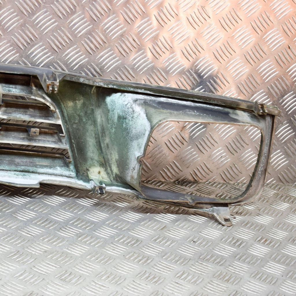 фото №6, Mitsubishi l200 1997 решётка радиатора радиатора / решётка радиатора