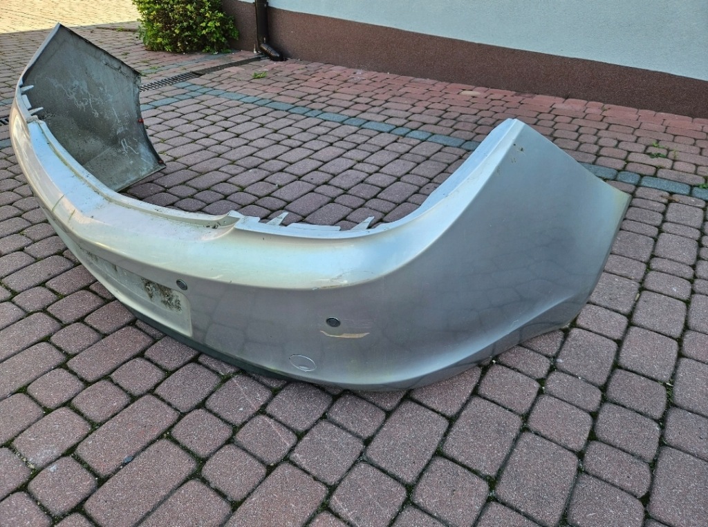 Бампер оболонка задні задній седан hb хетчбек z176 opel insignia a Недорого