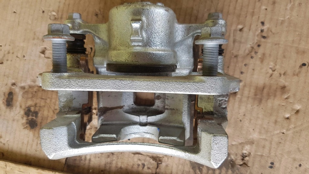 фото №9, Суппорт тормозной левый ford fiesta mk7