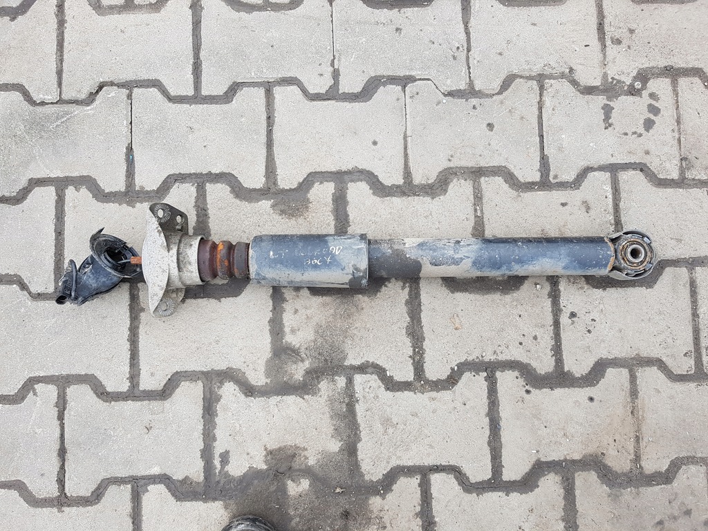 фото №1, Audi a6 c7 4g lift allroad амортизатор левый задняя