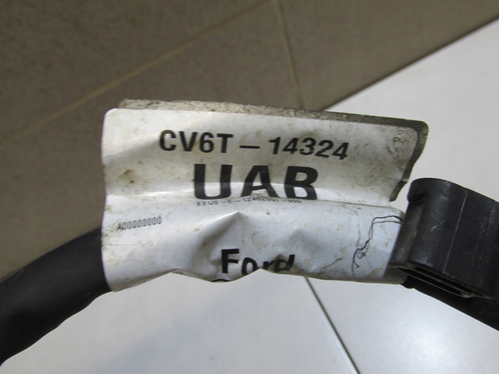 Шланг масовий маса focus mk3 1,0 ecoboost 2012 r Ціна