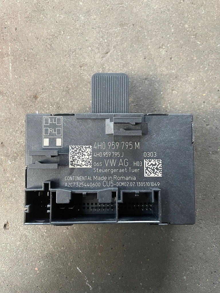 фото №1, Vw touareg модуль блок керування двері 4h0959795m