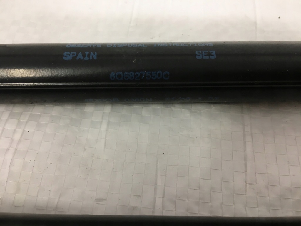 фото №9, Привод крышки багажника vw polo 9n 9n3 версия 3d 5d 6q6827550c