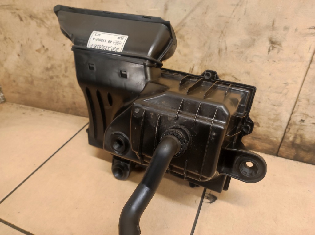 фото №8, Корпус фильтра воздуха ibiza v 5 6f 1.0 mpi