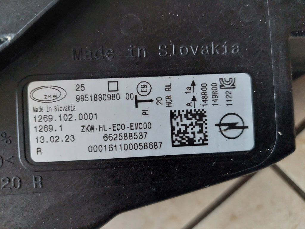 фото №16, Лампа правая - full led - opel astra vi l 6