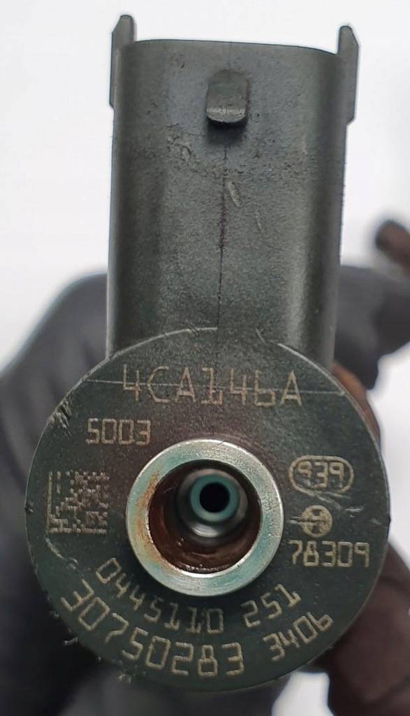 фото №5, Інжектор форсунка volvo c70 ii 2.4 d5 30750283