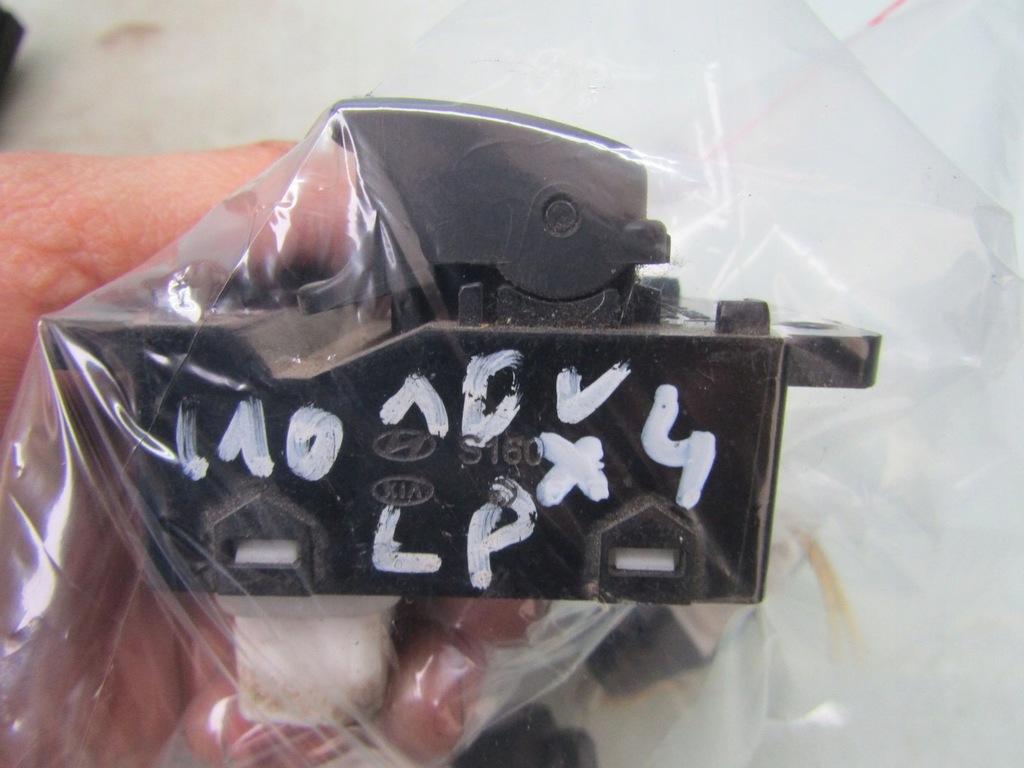 фото №9, I10 10r переключатель панель управление окон стекло левый передний 202007106