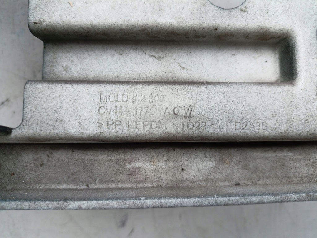 фото №11, Ford kuga mk2 12-16 бампер передний перед