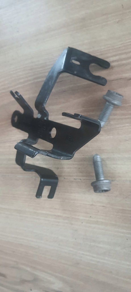 фото №8, Кронштейн трубка тормозной audi a8 d5