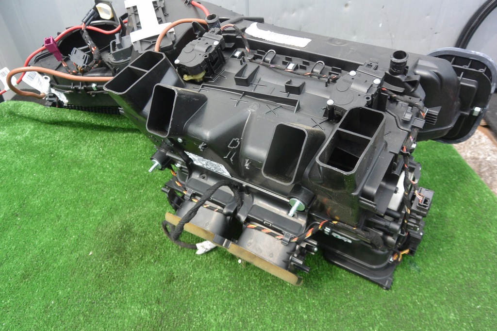 фото №11, Отопитель kpl mercedes c-klasa w204 eu