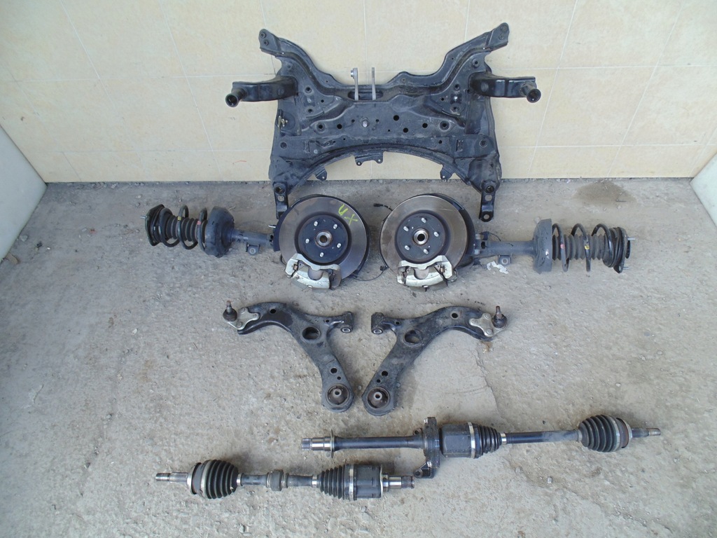 фото №1, Приводной вал правая lexus ux ux250h 20r.