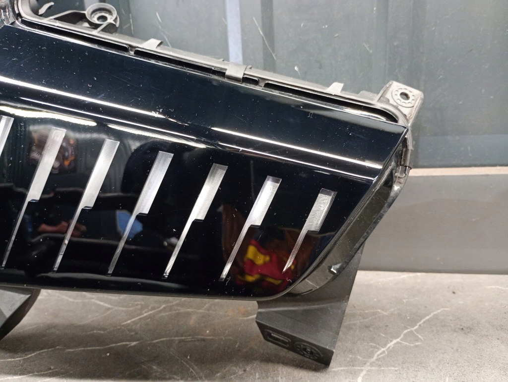 фото №7, 825022177r reflekor левый renault clio v drl