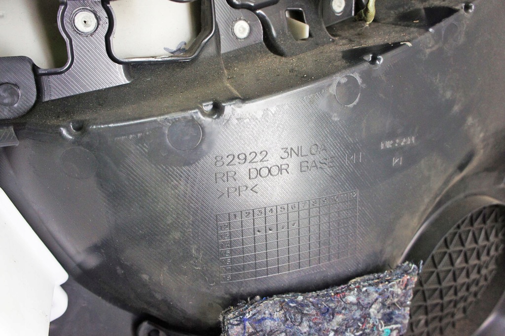 фото №5, Js037 nissan leaf ze0 i обшивка дверь правый задняя