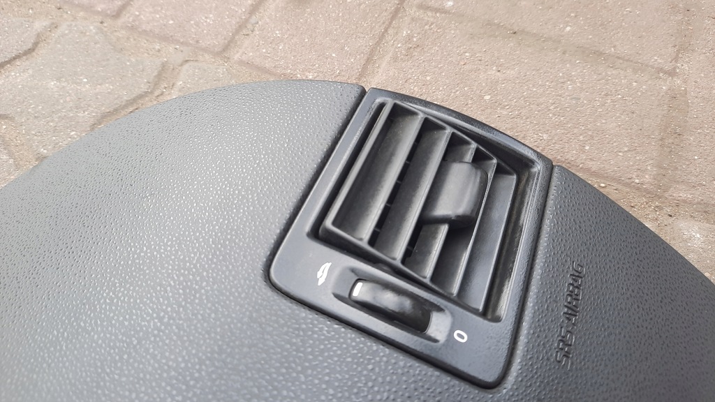 фото №10, Панель приладів приладова консоль volvo v50 s40 04-12r