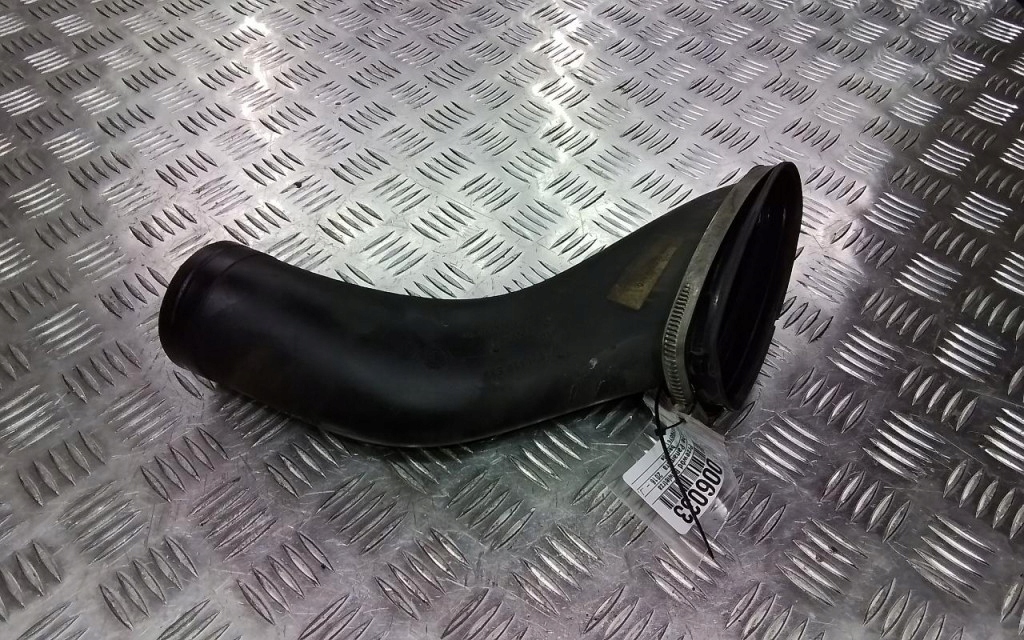 фото №1, Panamera 971 шланг воздуха воздухозаборник 971129533