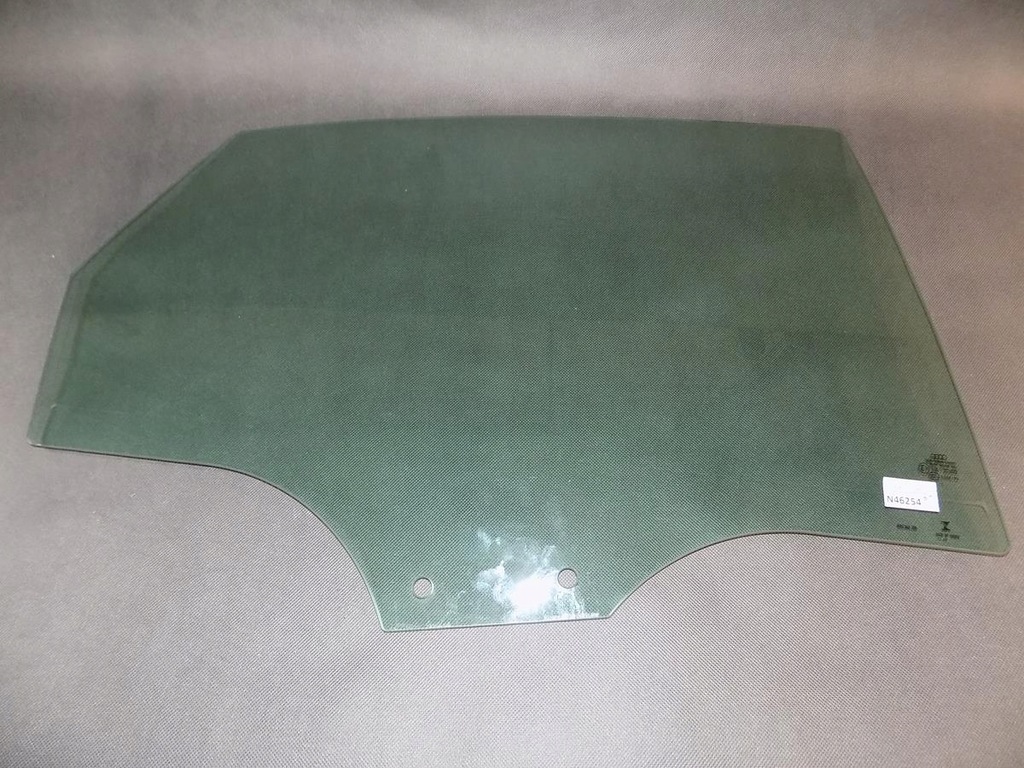 фото №1, Audi s4 a4 b9 стекло правый задняя 2015 8w5845206