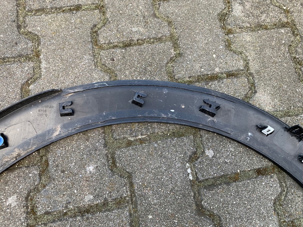 фото №6, Peugeot ii 2008 молдинг накладка крила правий задня 9825736580