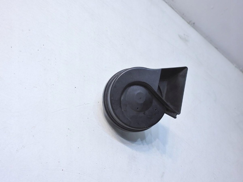 фото №7, Сигнал клаксон правий audi a4 b7 8e0951221c