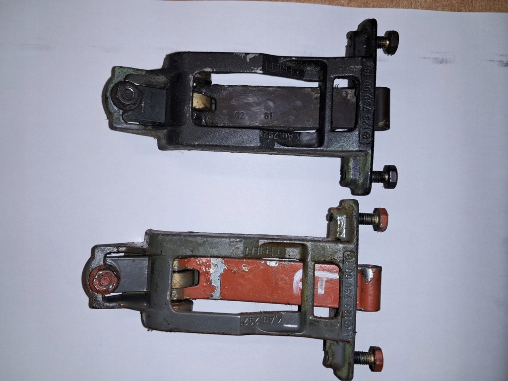 фото №1, Обмежувач двері перед mercedes w123 1237200016