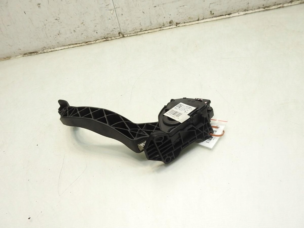 фото №7, Педаль газа потенциометр citroen c3 picasso 1.4 vti 9681383980