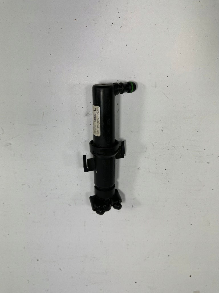 фото №1, Q5 8r омыватель капот левый 8r0955101