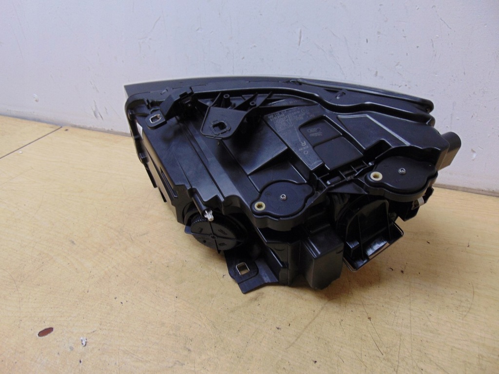 фото №7, Лампа права перед audi q2 81a941004 europa