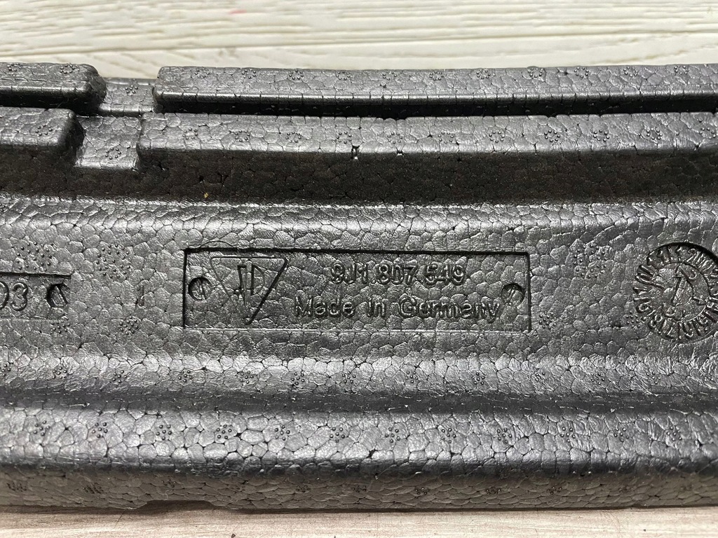 фото №8, Porsche taycan 9j1 2023 перед абсорбер бампера передний