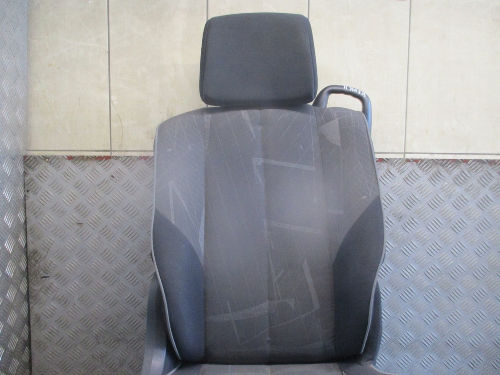 фото №3, Сиденье правый перед renault scenic ii 03-09r
